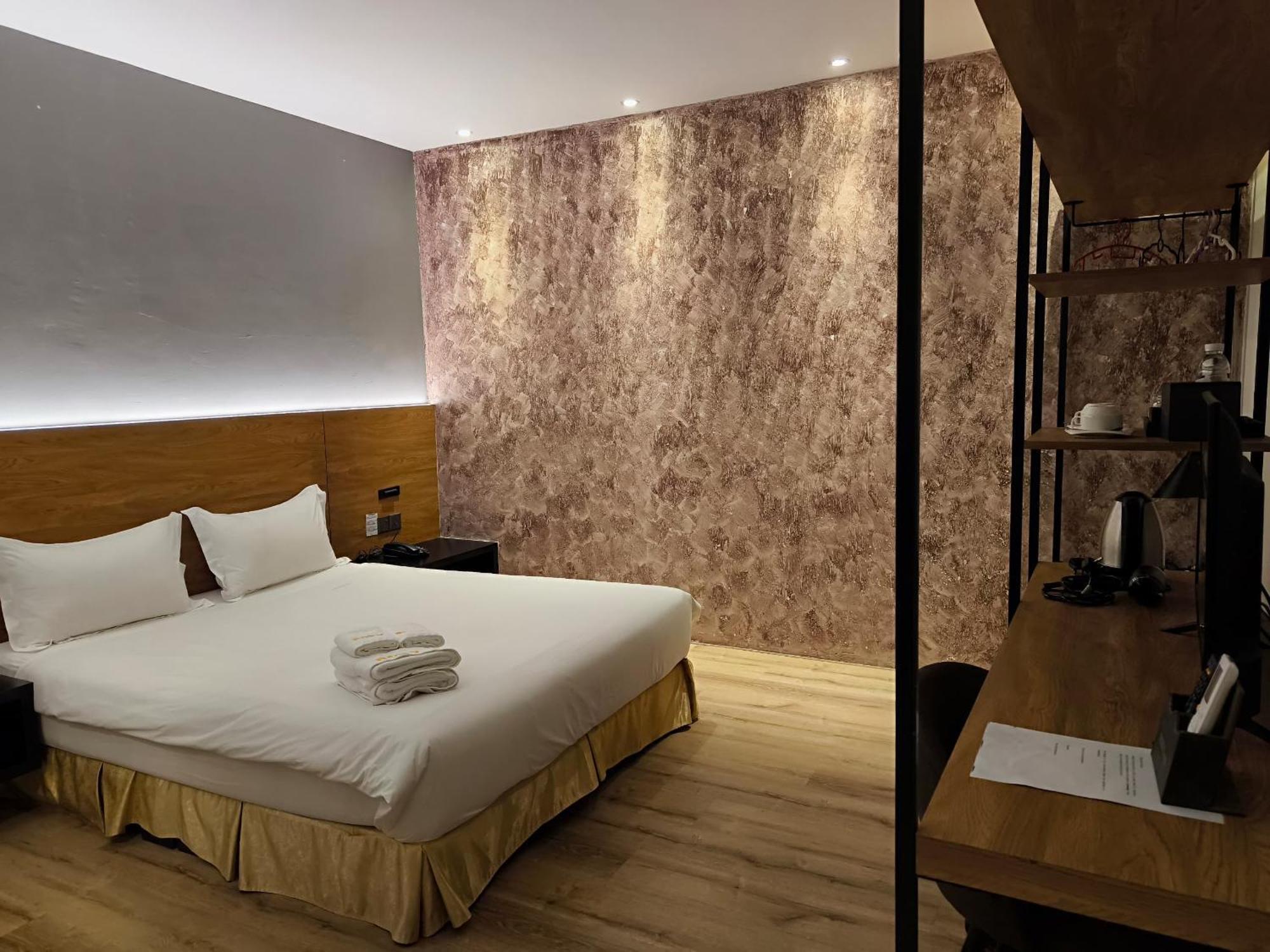 Roxy Hotel Padungan Kuching Exterior foto