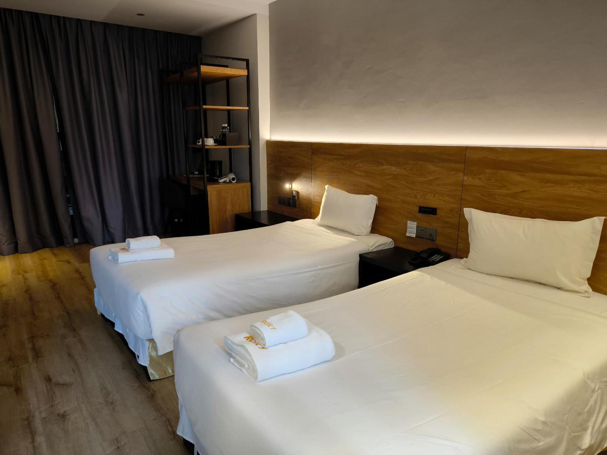 Roxy Hotel Padungan Kuching Exterior foto