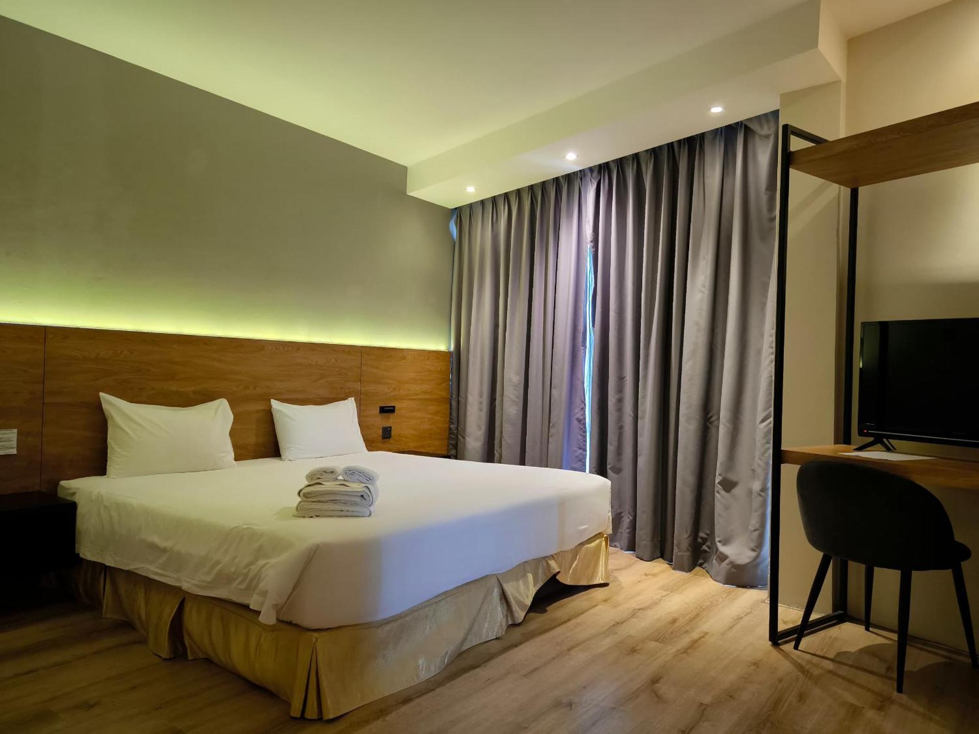 Roxy Hotel Padungan Kuching Exterior foto