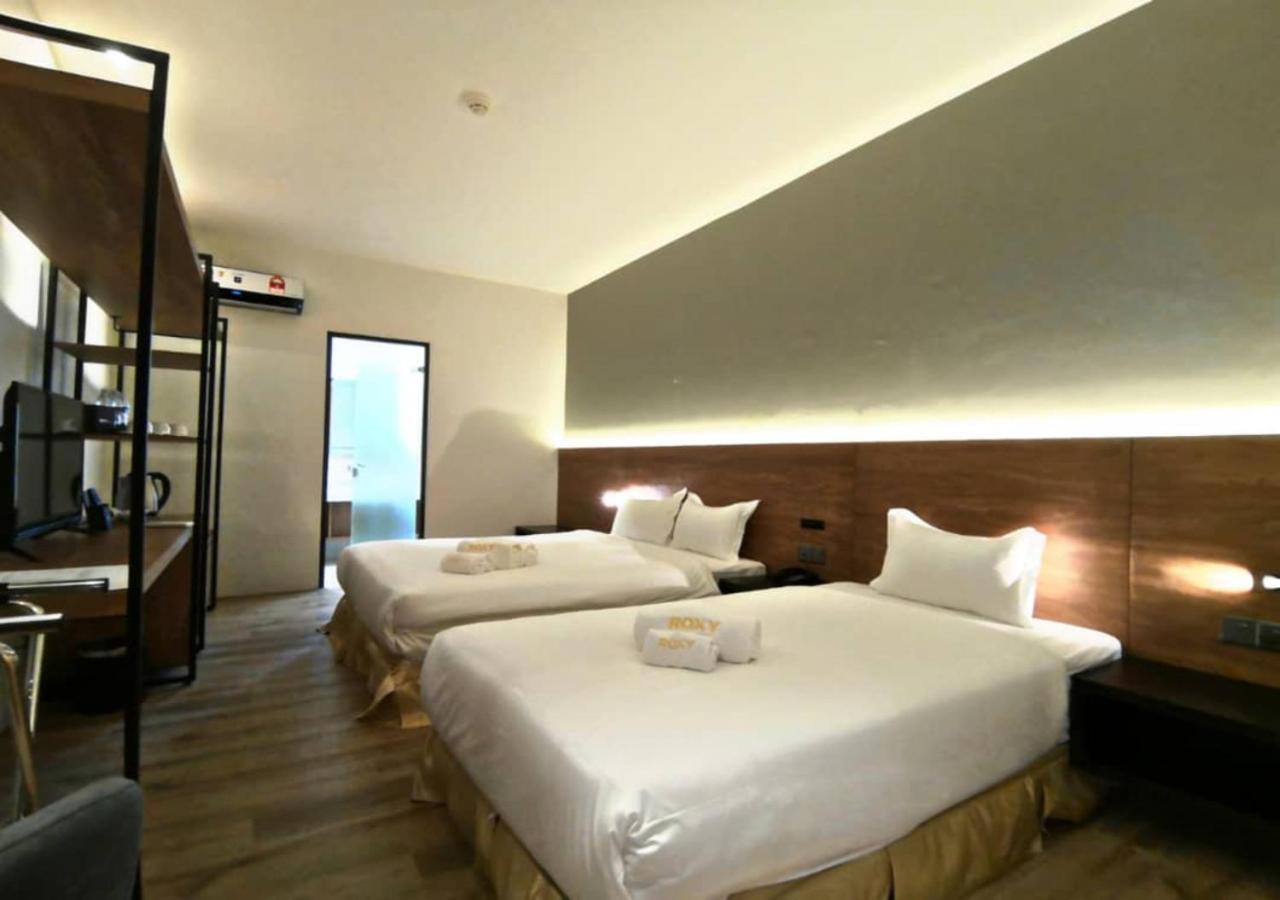 Roxy Hotel Padungan Kuching Exterior foto